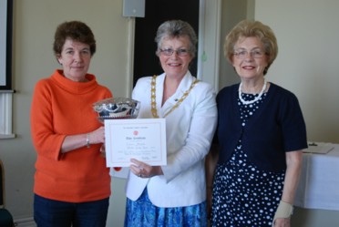 Lorraine Collins receives Writer of the Year Trophy on behalf of Eileen Beech